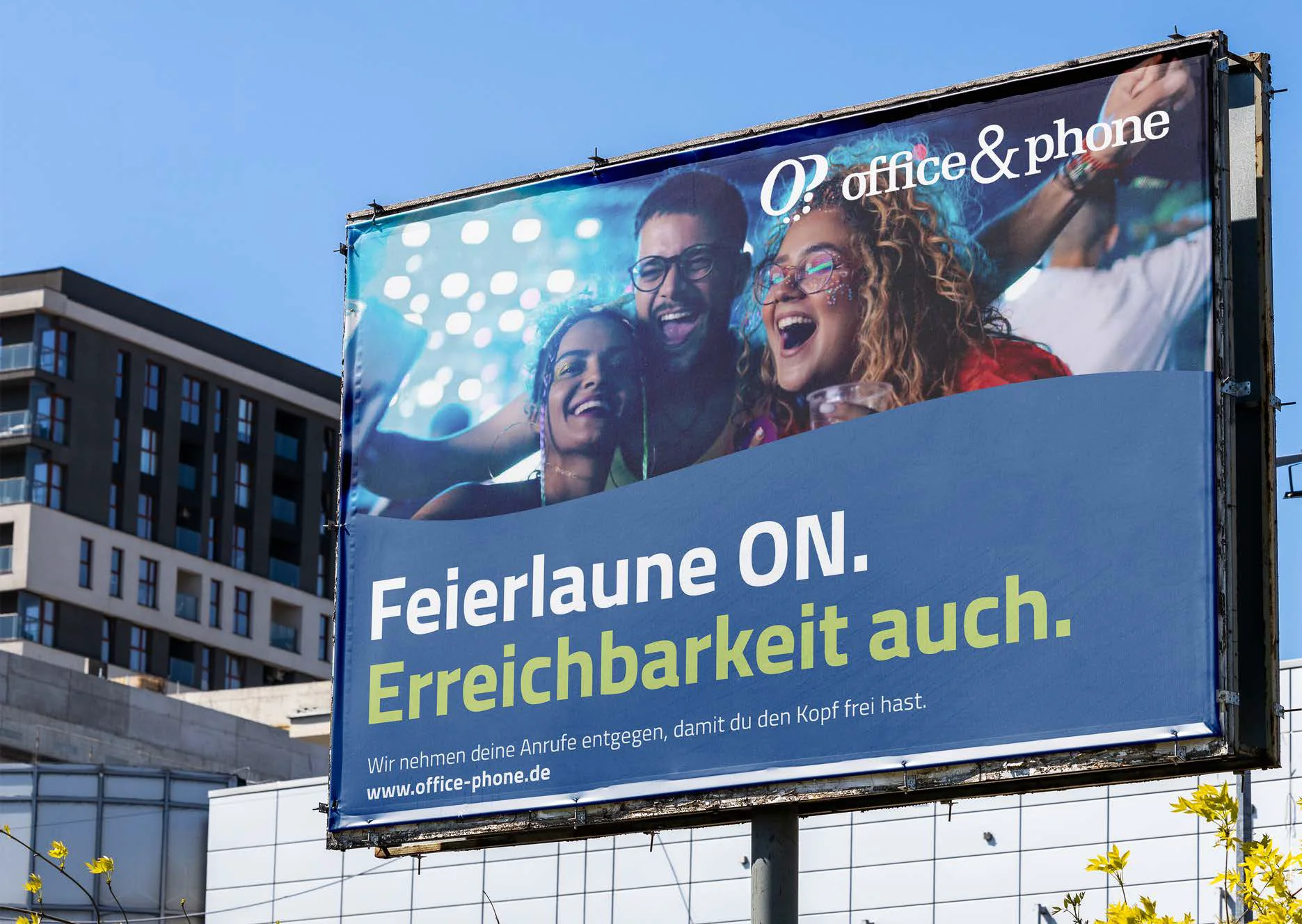 office & phone &ndash; OOH Kampagne